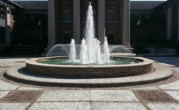 fountain-with-nozzles-and-spray-ring